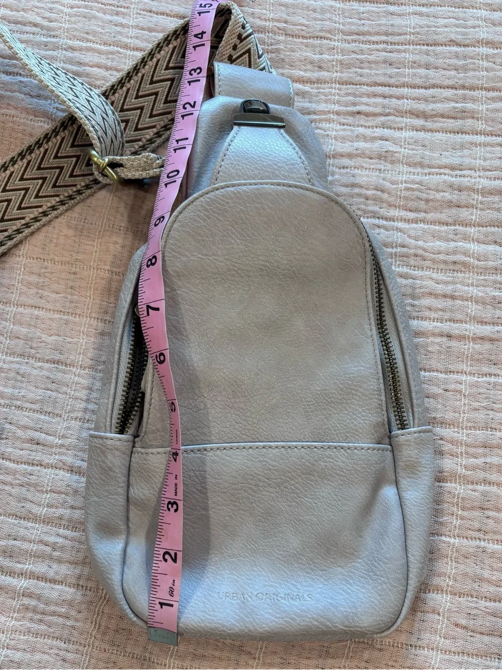 Urban Originals Sling Crossbody Grey with strap